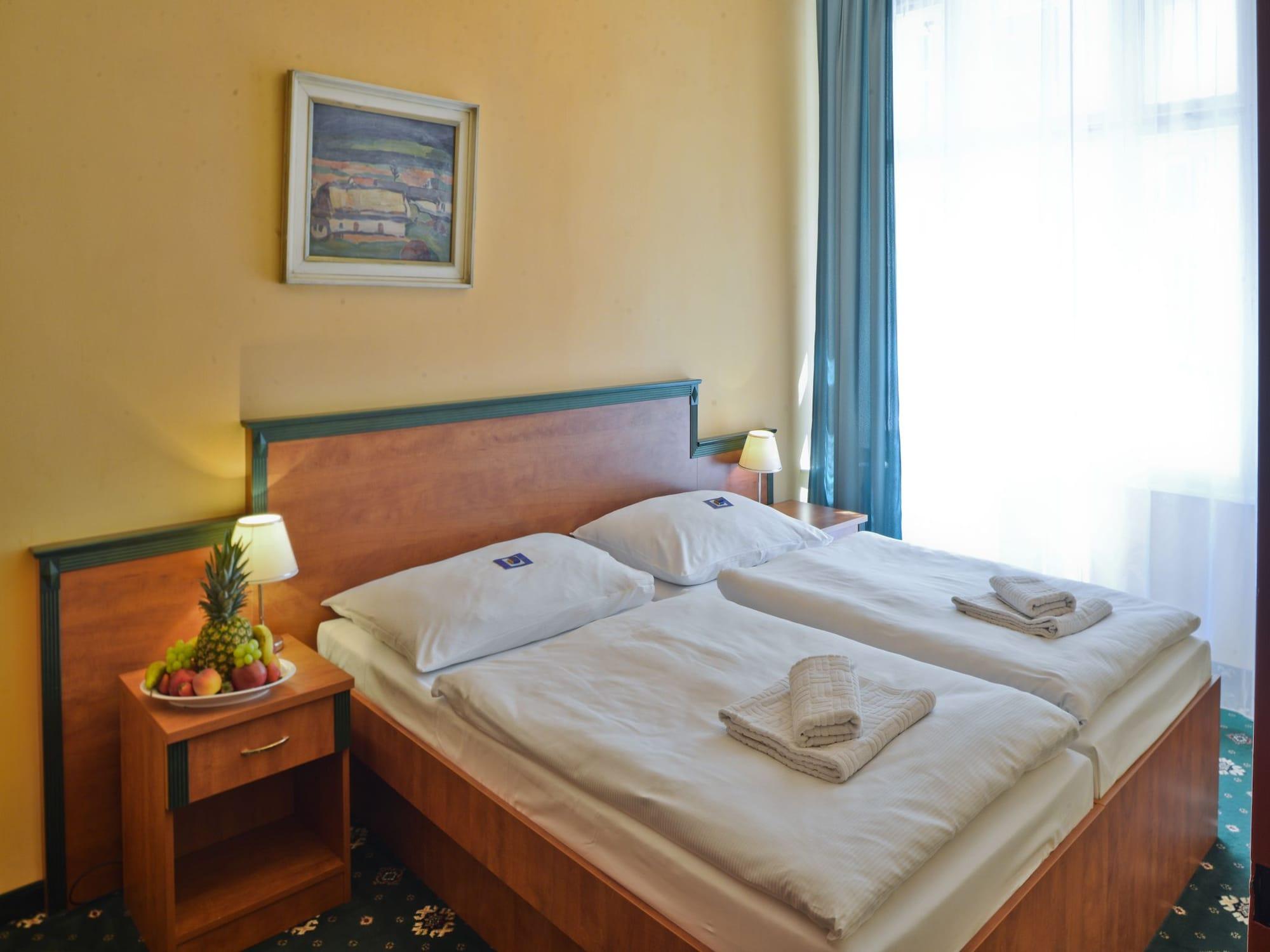 Ea Hotel Jessenius Karlsbad Exterior foto